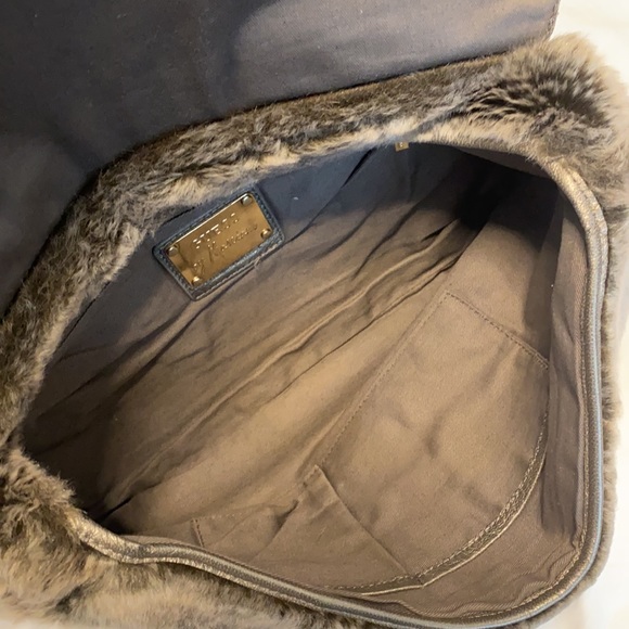 Guess clutch - Picture 3 of 4